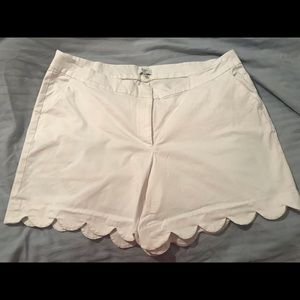 Crown & Ivy Shorts, White